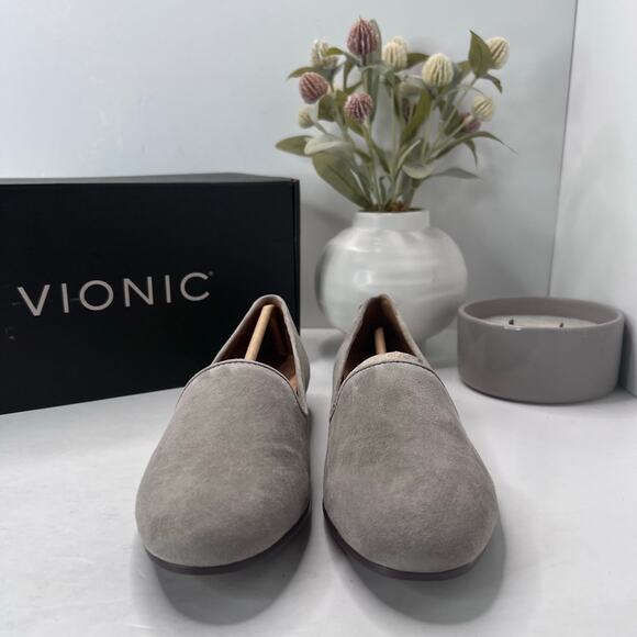 Vionic Willa Slip-on Suede Slip On Flat Dark Taupe Women 6M Tried On - Picture 3 of 10